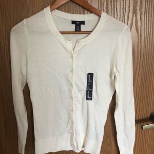 Gap ivory cardigan NWT